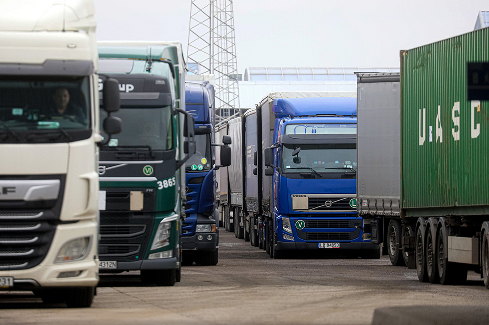 ybt9h1vnwj4zfqr4ku5vak2zzb43a7pm (1).jpg